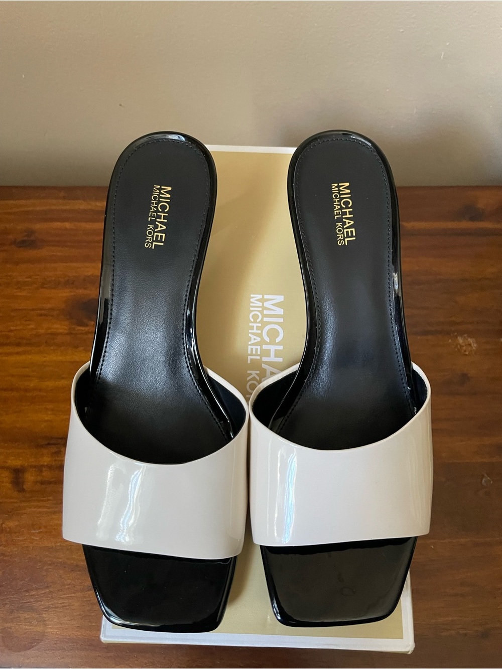 Michael Kors Black and Cream Amal Kitten Sandal